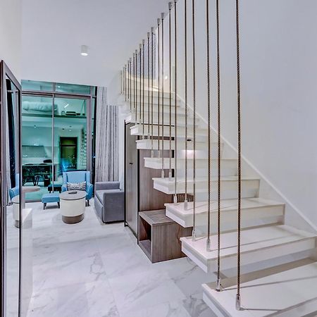 Sunday Hotels And Residences グルガウン エクステリア 写真