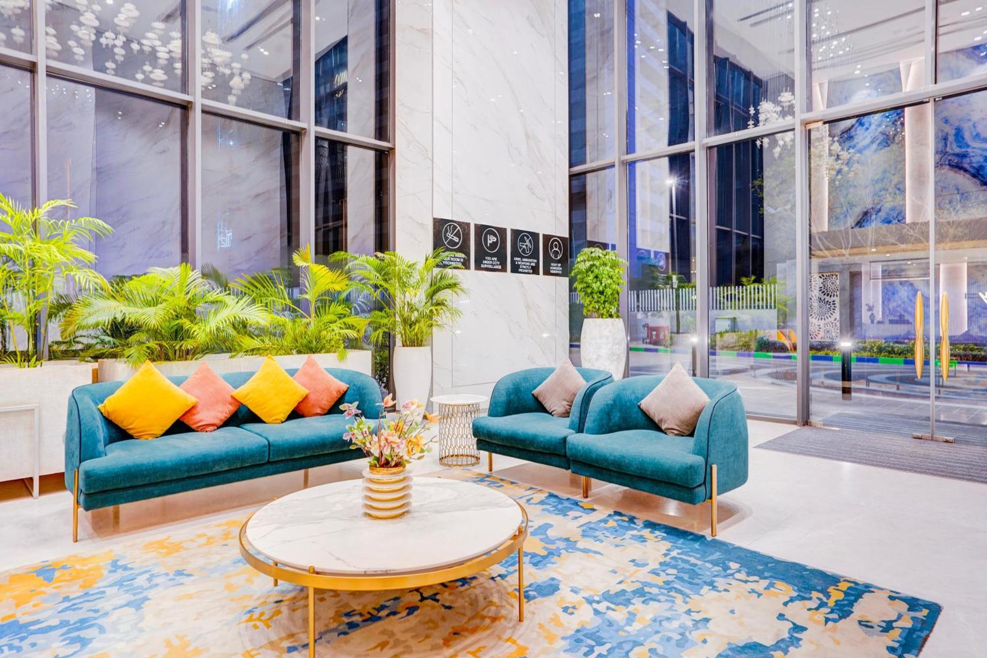 Sunday Hotels And Residences グルガウン エクステリア 写真