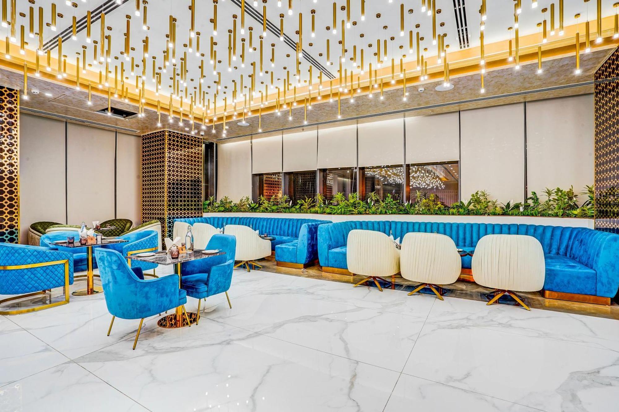 Sunday Hotels And Residences グルガウン エクステリア 写真