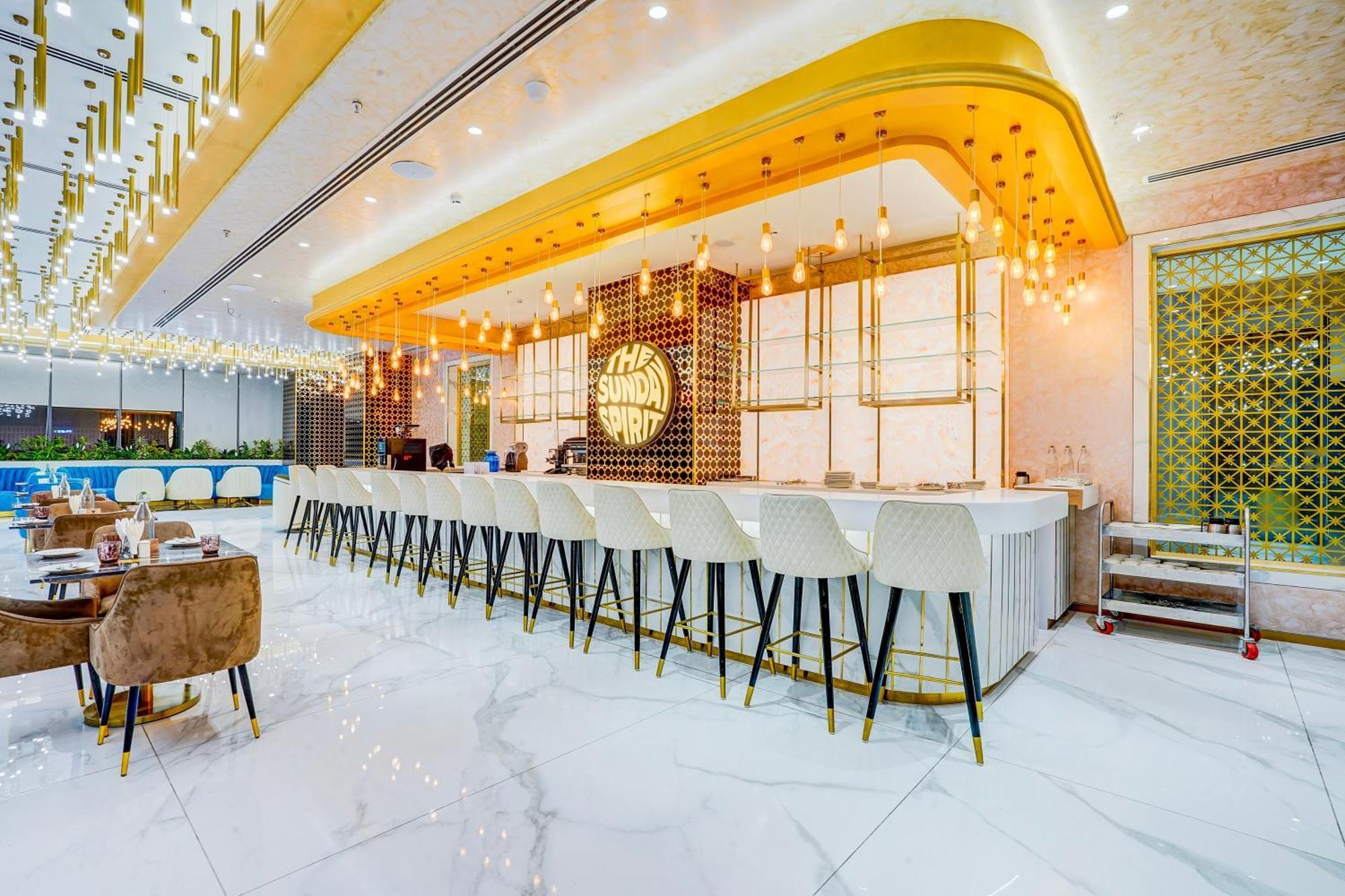 Sunday Hotels And Residences グルガウン エクステリア 写真
