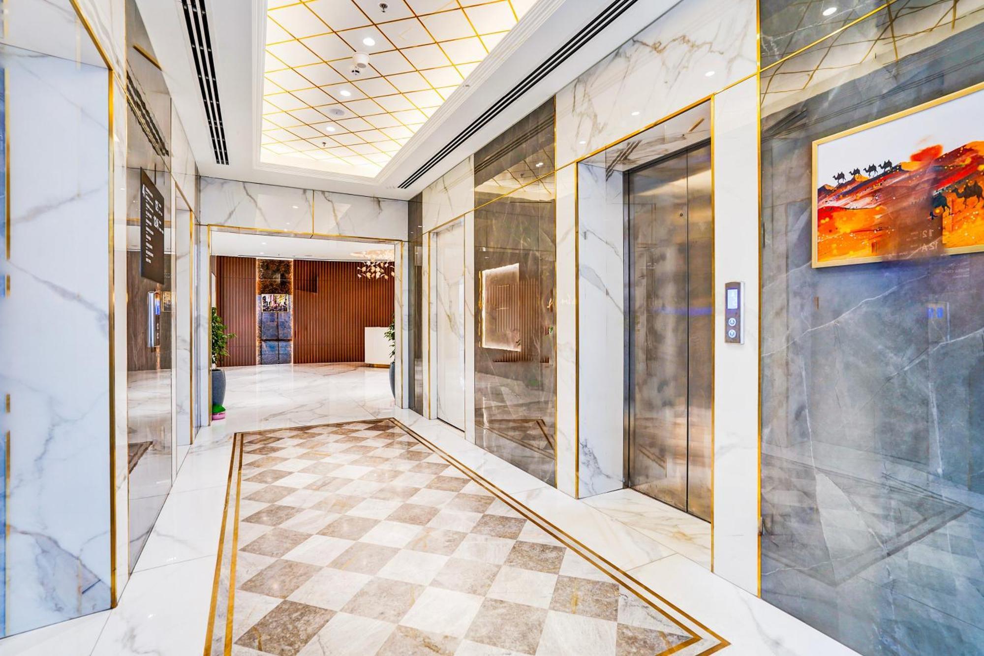 Sunday Hotels And Residences グルガウン エクステリア 写真